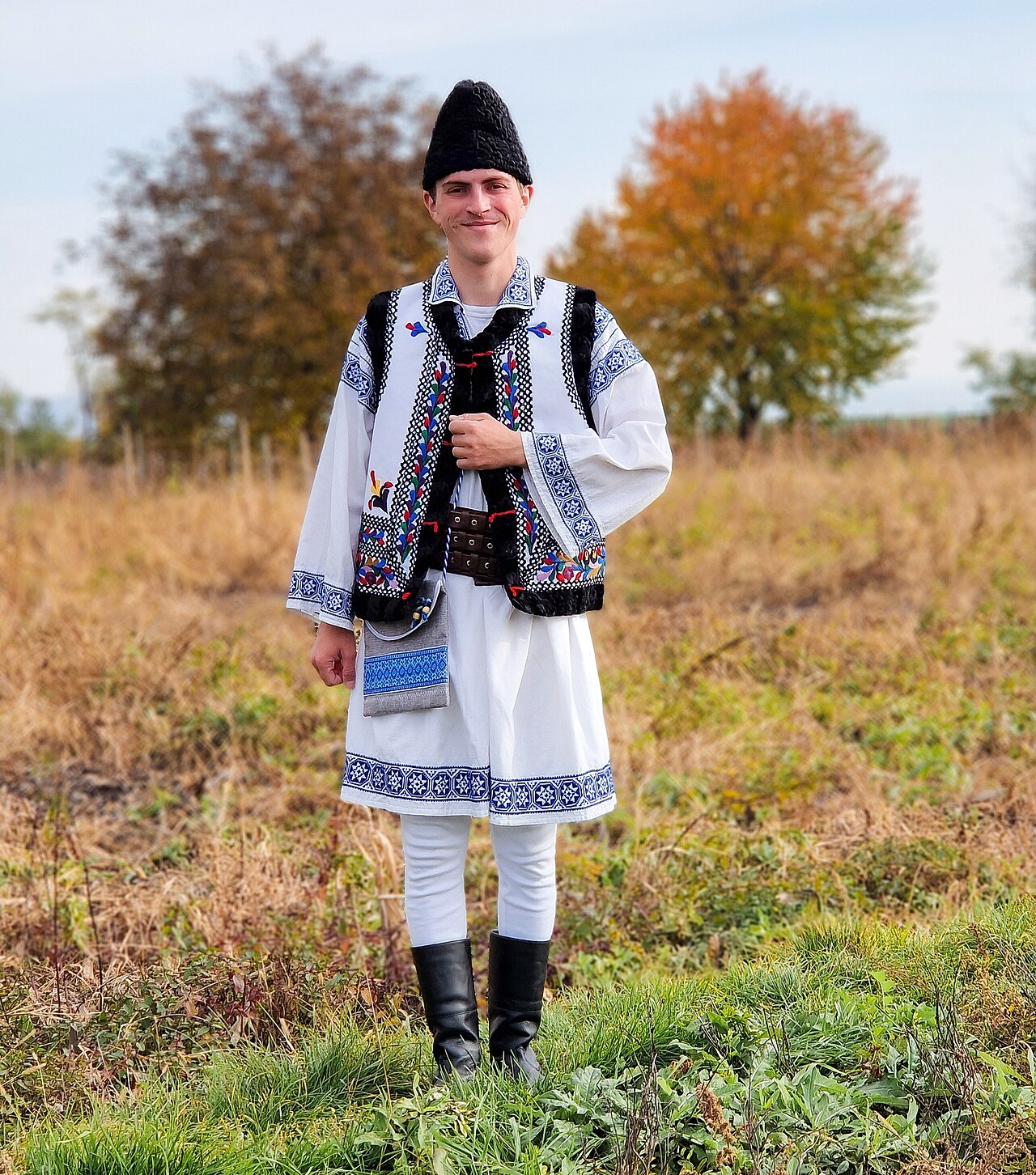 Молдавский народный костюм
